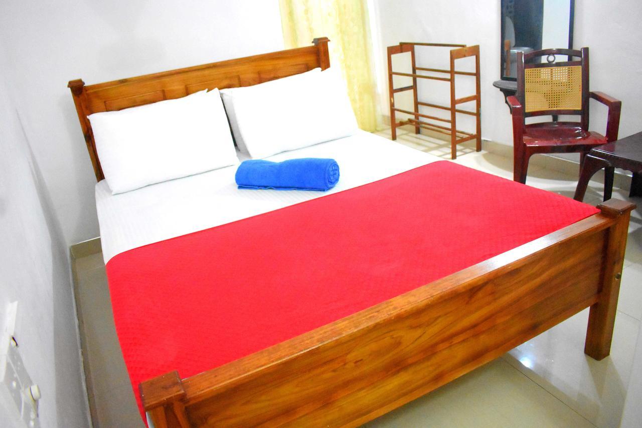 Lion Rest Otel Anuradhapura Dış mekan fotoğraf