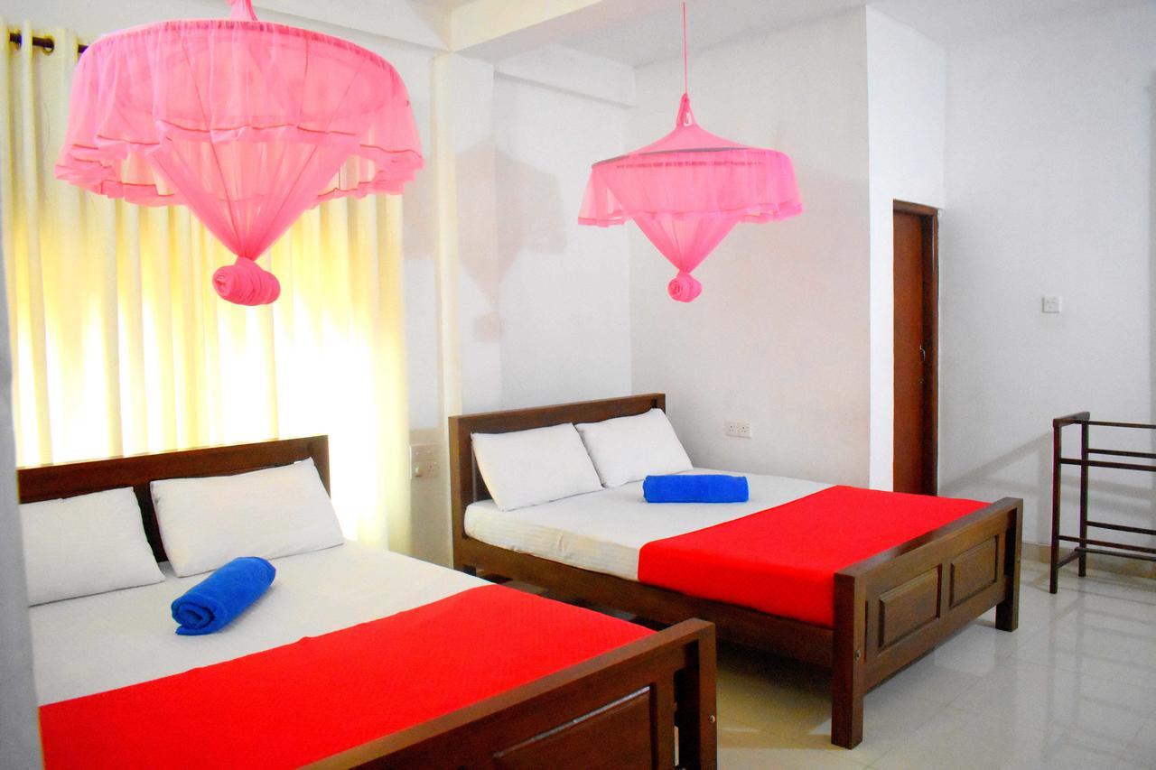 Lion Rest Otel Anuradhapura Dış mekan fotoğraf