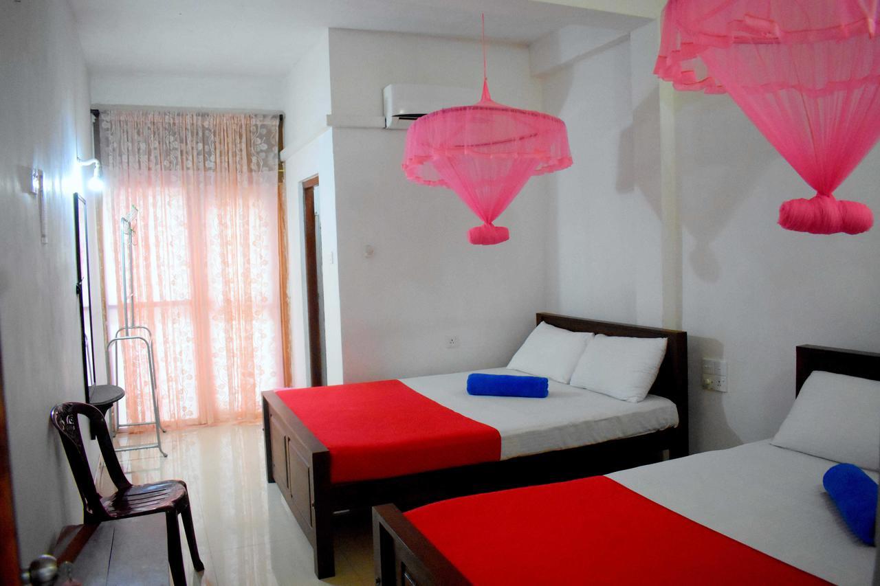 Lion Rest Otel Anuradhapura Dış mekan fotoğraf