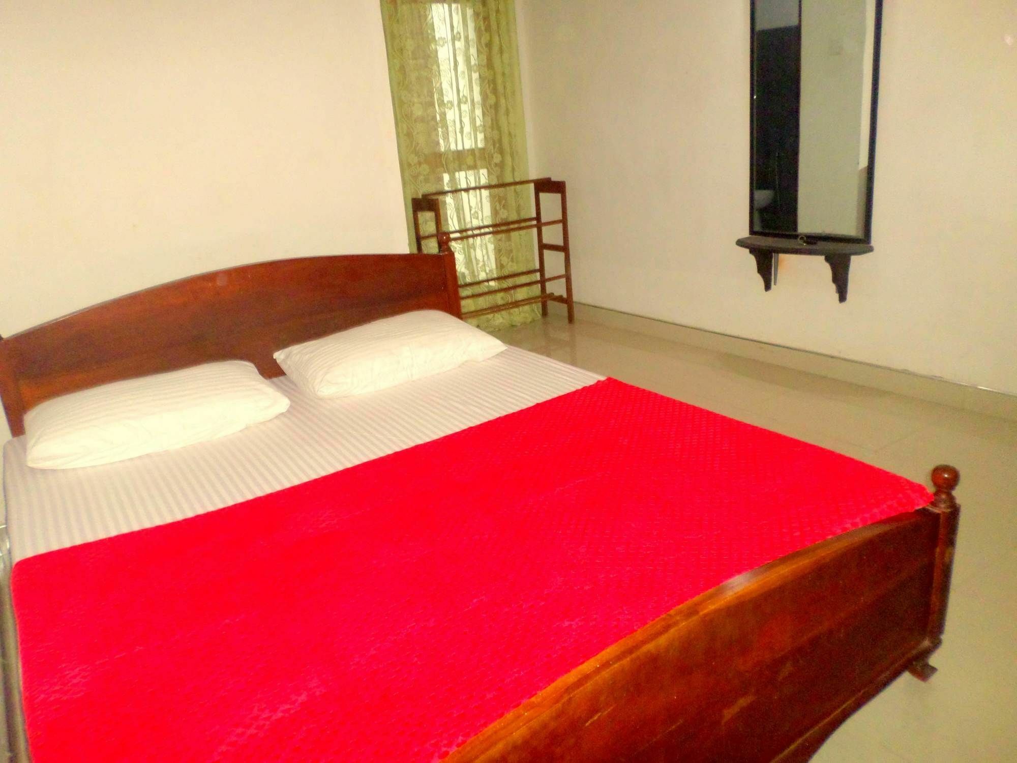 Lion Rest Otel Anuradhapura Dış mekan fotoğraf